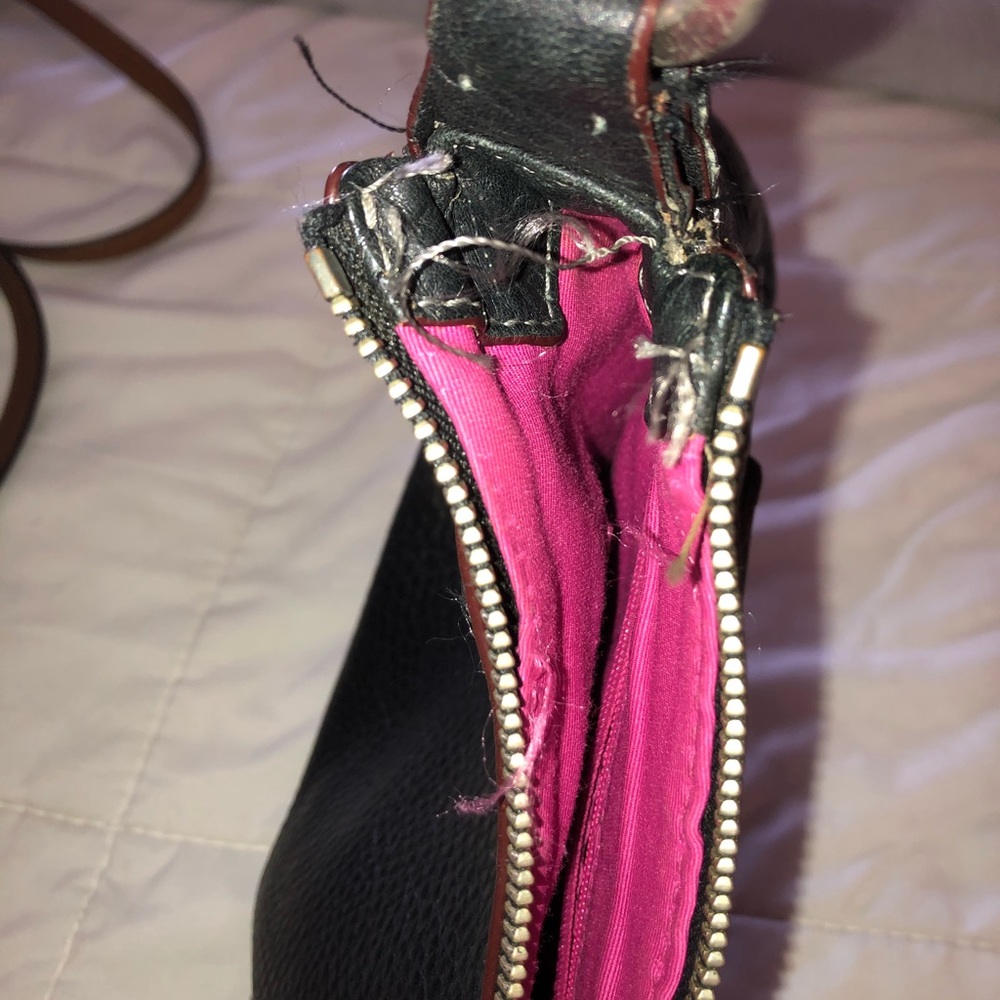 Authentic coach handbag - Picture 4 of 5